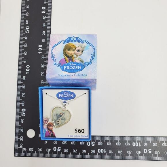Disney Frozen Olaf Fine Silver Plated Necklace Pendant NIP - Picture 8 of 8